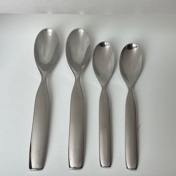 Sasaki Ward Bennett Omni
Stainless Flatware Modernist Soup Spoons Teaspoons - Picture 1 of 7